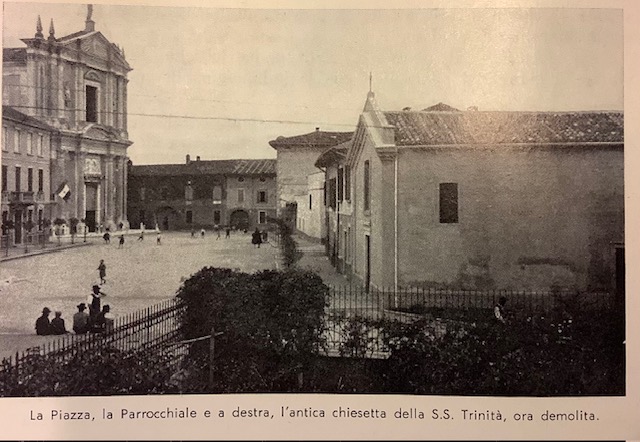 Chiesa parrocchiale e Piazza